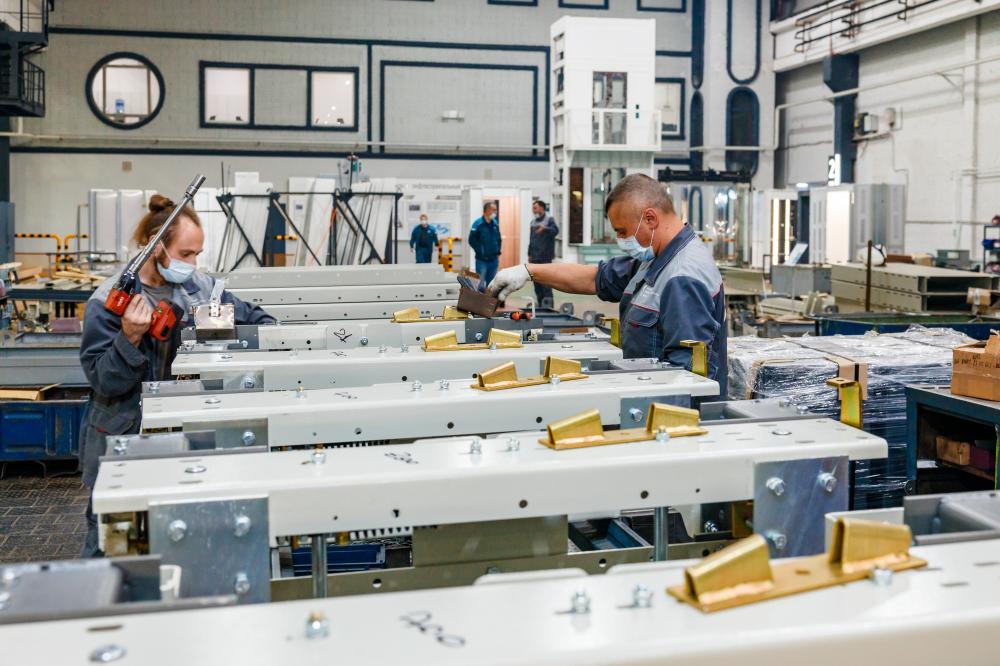 В 2021 году Щербинский лифтостроительный завод произвел четверть подъемников от общего числа в стране