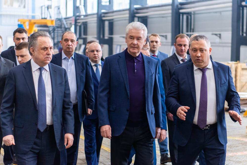 Официальный визит Мэра Москвы С.С. Собянина на Щербинский лифтостроительный завод 1 апреля 2022 года